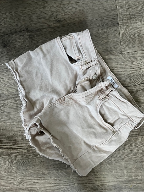 Forever 21 Pants - Forever 21 Beige High-Rise Frayed Hem Denim Shorts